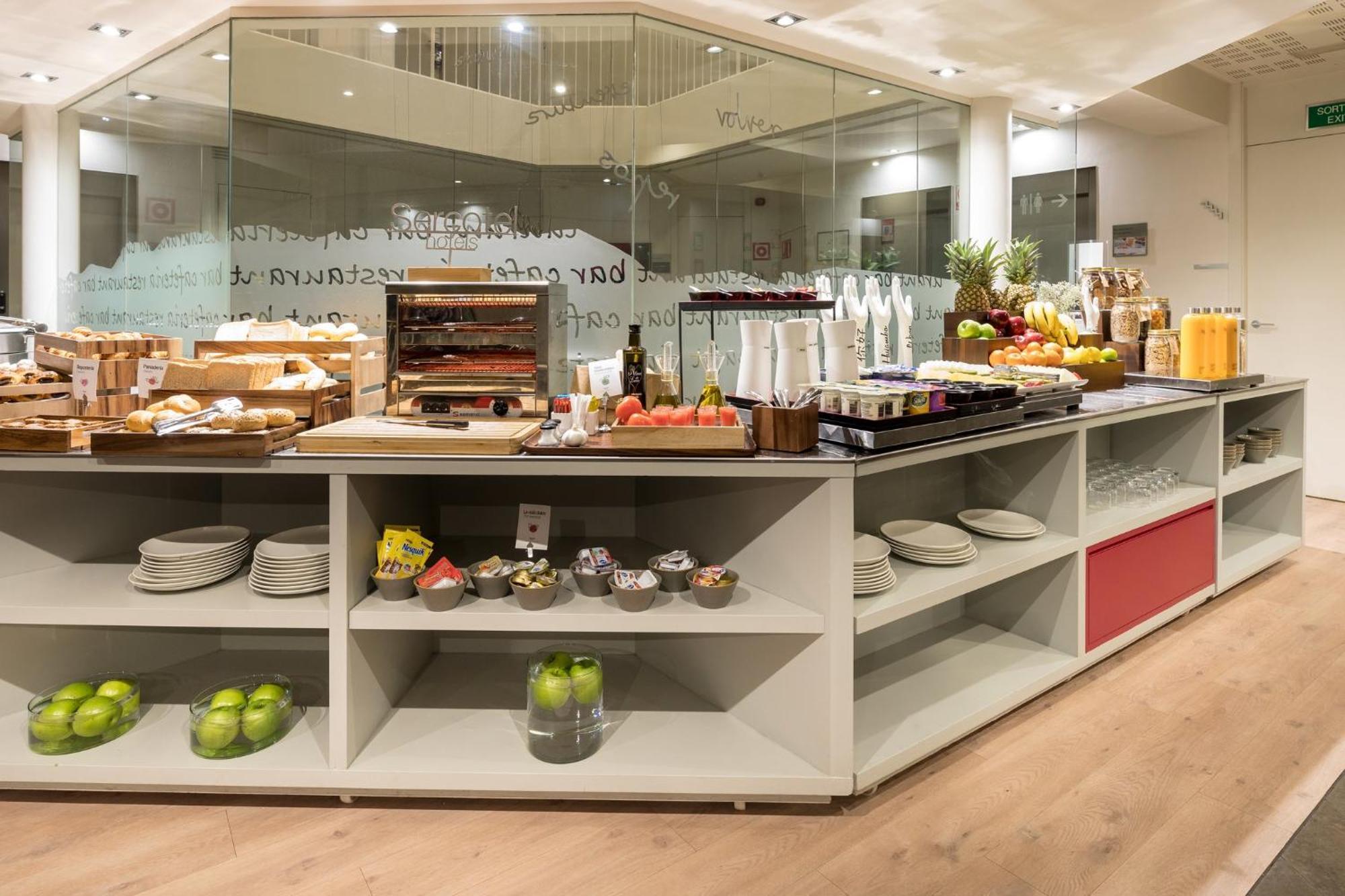 Hotell Sercotel Amister Art