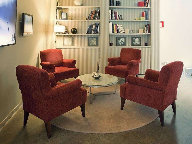 Hotell Sercotel Amister Art 4*